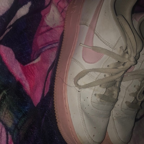 foamposite black and grey